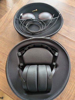 Monolith M1060C HiFi-Kopfhörer Planar- Schwarz/Holz von Monoprice