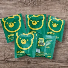 Gruns Adults Super Greens Gummies, Multivitamin Superfood Gummy Bears 10pks 