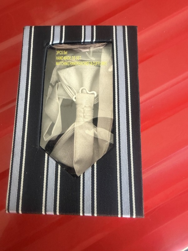 Handmade Satin Silver Neck Tie Set w/ Handkerchief & Cufflinks Classic