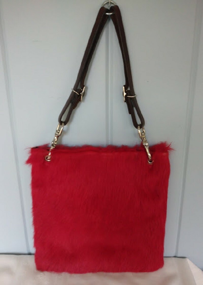Borsa a tracolla KurtMen design vintage strass cristallo croce rossa pony pelliccia