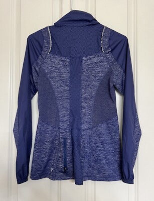 Lululemon Run Featherweight Hybrid Jacket in Royalty Purple Lululemon Run Featherweight Hybrid Jacket in Royalty Purple