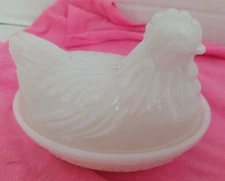 Hazel Glass 4.5" Nesting Hen Chicken Salt Cellar Milk Glass FREE SHIPPING