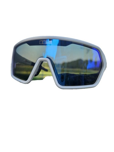 Lunettes De Soleil Giro Blanches - Vélo, Pêche, Protection UV - Neuves