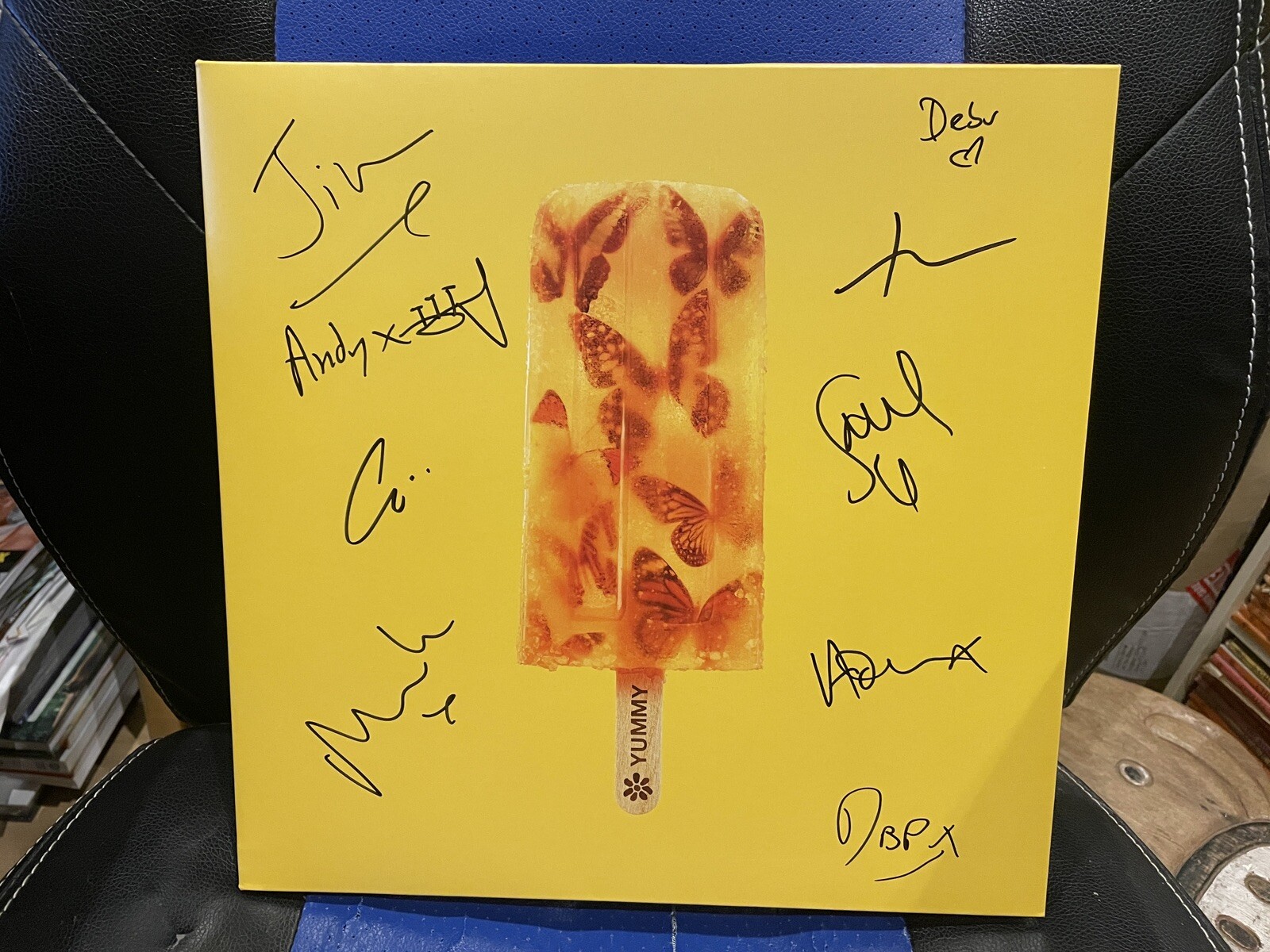 NEW LIMITED EDITION HAND SIGNED BY ALL THE BAND JAMES YUMMY MARBLED RED VINYL