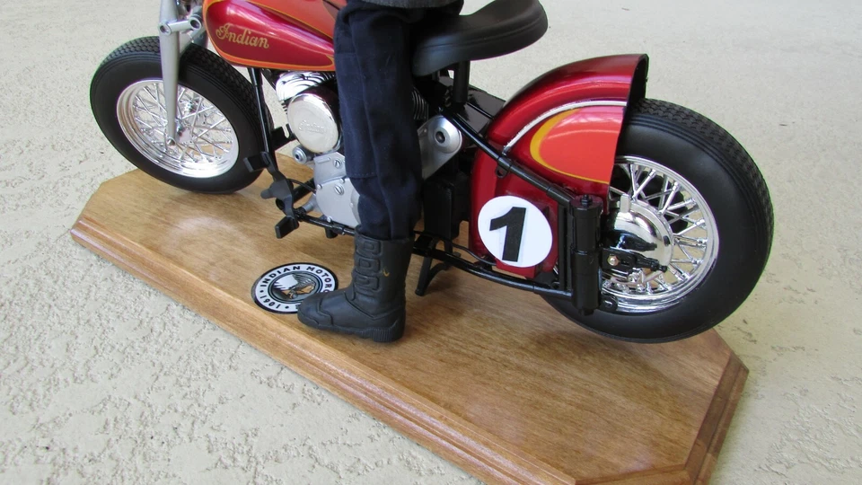 1948 Indian custom race motorcycle V twin with rider 1:6 scale & labeled stand - Image 3 of 4