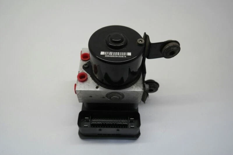 08-13 沃尔沃 70 系列防锁制动零件泵 C70 — 第 3/4 张图片