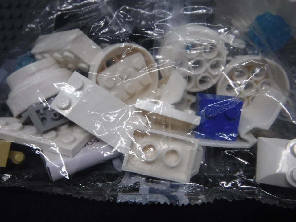 LEGO LEGENDS OF CHIMA: Rogon's Rock Flinger (70131) Bag 3 Only New Sealed - Image 4 of 4