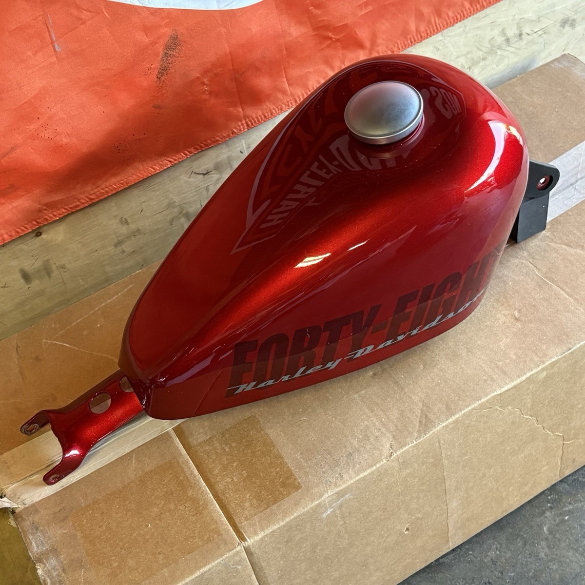Harley Davidson Sportster xl1200 2.2 Gallon Gas Tank fuel tank