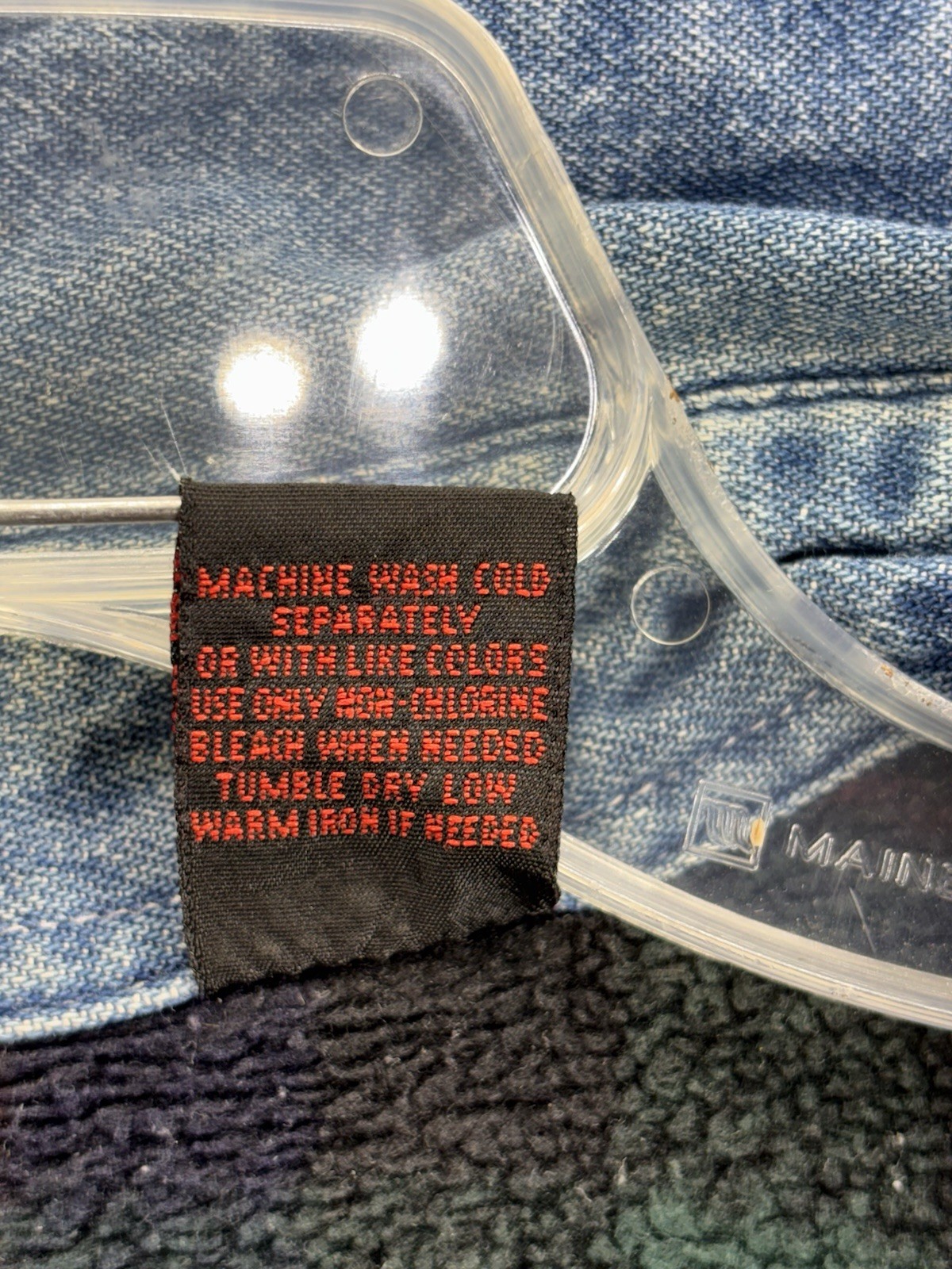 Wolverine Plaid Lined Denim Collared Button Shirt… - image 11