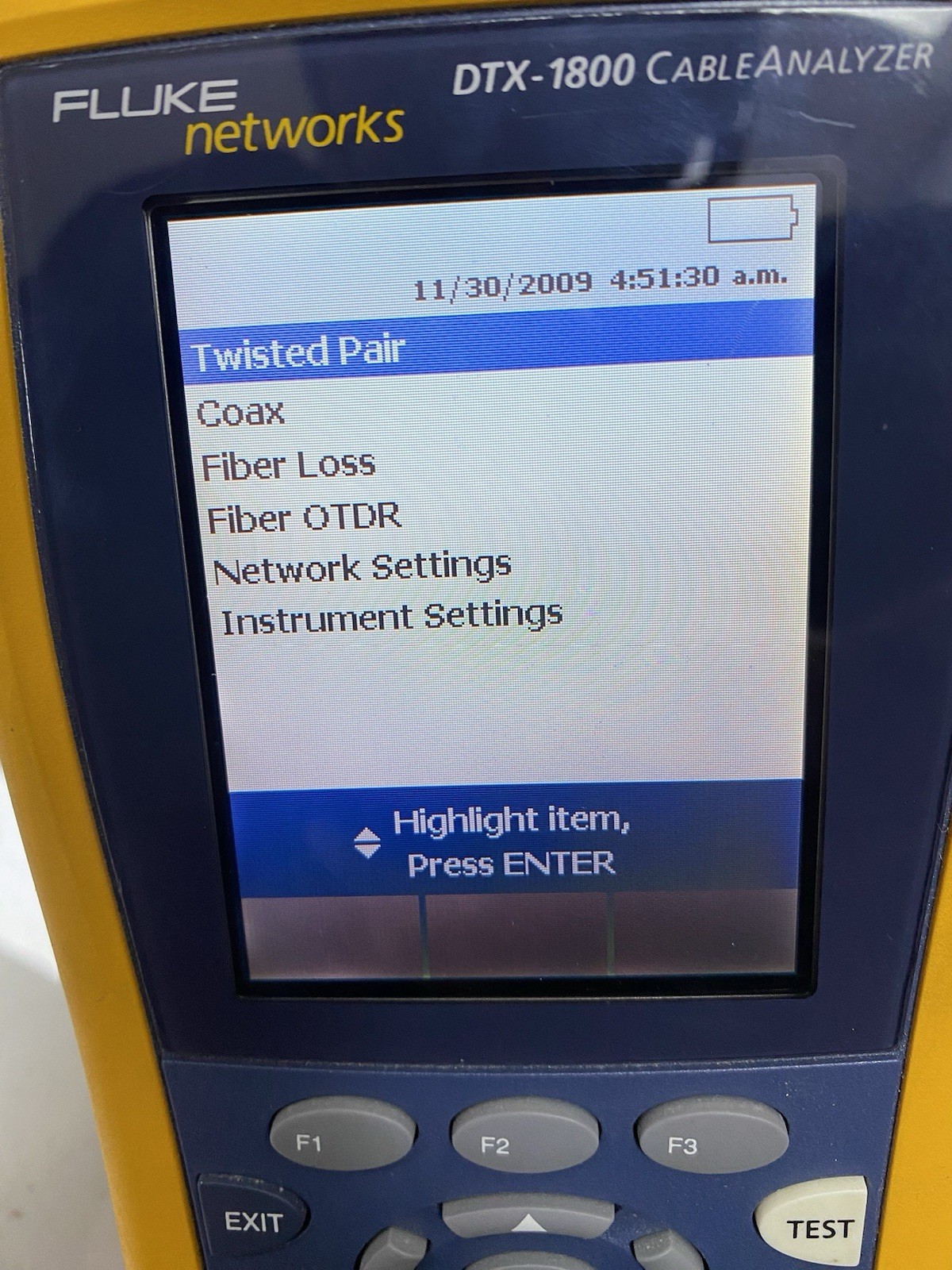 FLUKE NETWORKS DTX-1800 CABLE ANALYZER & DTX-REMOTE , 2x DTX-CHA002 ,DTX-PLA002