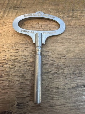 Vintage POPULAR PROGRESS #2 Made in ENGLAND ~ Steel CLOCK Winding KEY Tool 2.8mm
