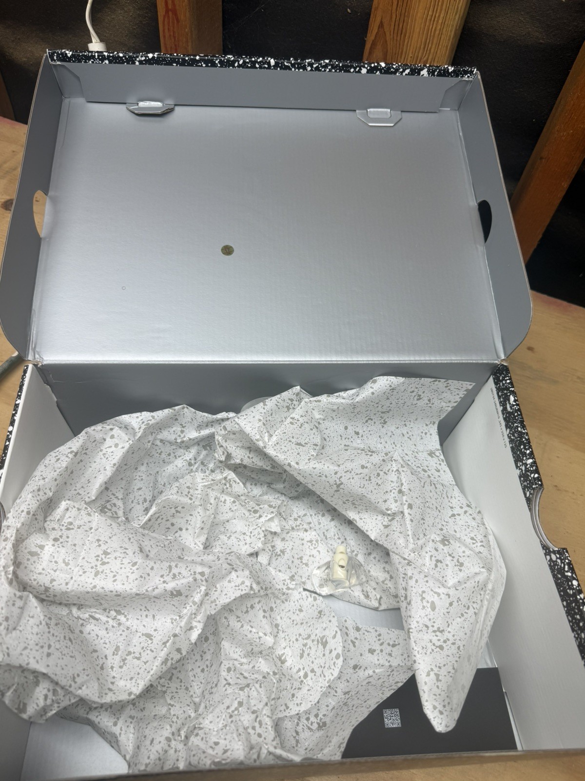 Assorted Empty Sneaker Shoe Boxes - image 11