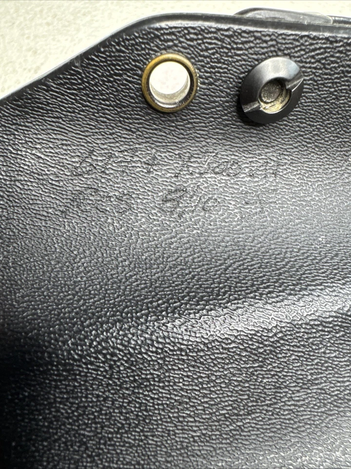 Raven Full Shield Holster for Glock17 (Gen1-4) RH Surefire X300 Ultra A - Image 4 of 4