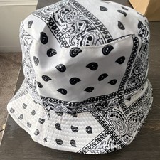 White & Black Paisley Bandana Print Bucket Ha...