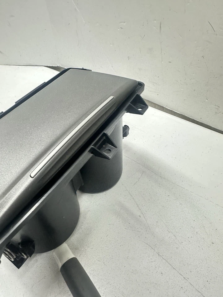 2008-2012 Honda Accord передняя центральная консоль подстаканник лоток 77295-TA0-A010 T23 - Изображение 3 из 4