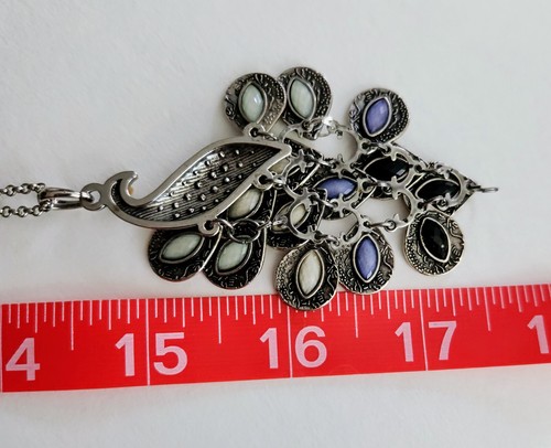 Peacock Pendant Necklace w Multicolored Reticulated Feathers Silver Tone Chain - Picture 5 of 8