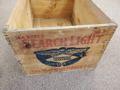 Vintage Search Light Strike Anywhere DIAMOND Matches Wooden Crate Advertising