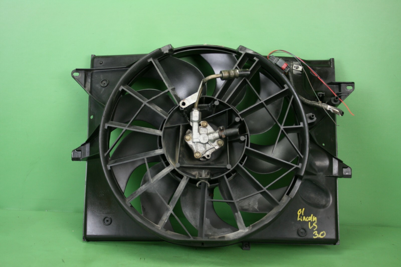 Oem New 2002 Ford Thunderbird Radiator Hydraulic Cooling Fan Motor 6w4z8c607a