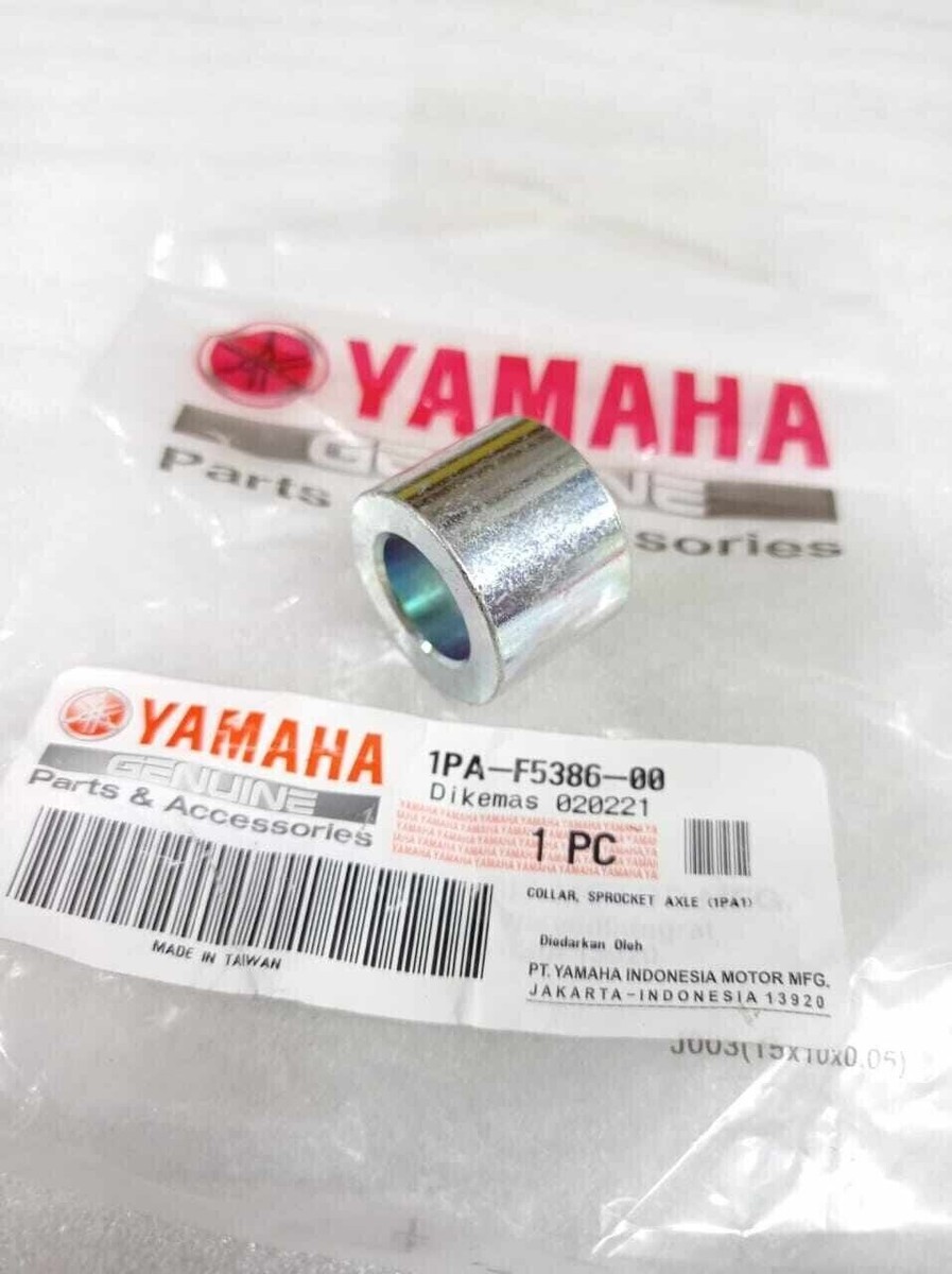 Genuine Yamaha YZF R3/MT03 2015-2024 Front Wheel Collar Sprocket