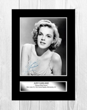 Judy Garland (2) A4 repro mounted signed photograph poster. Choice of frame.