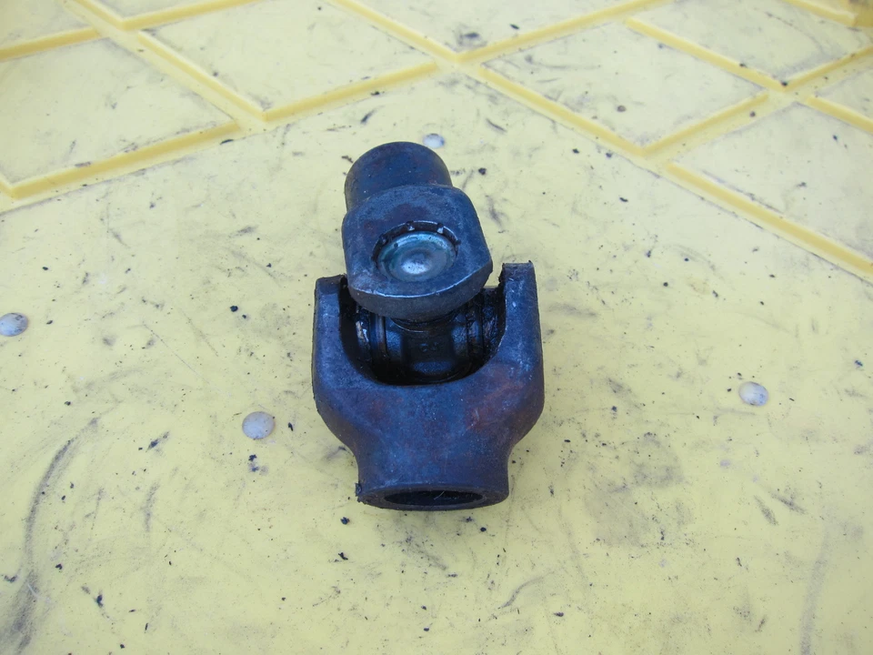 Honda Nighthawk 700S 1985 CB700SC OEM U engranaje conjunto universal Foto 3 de 4