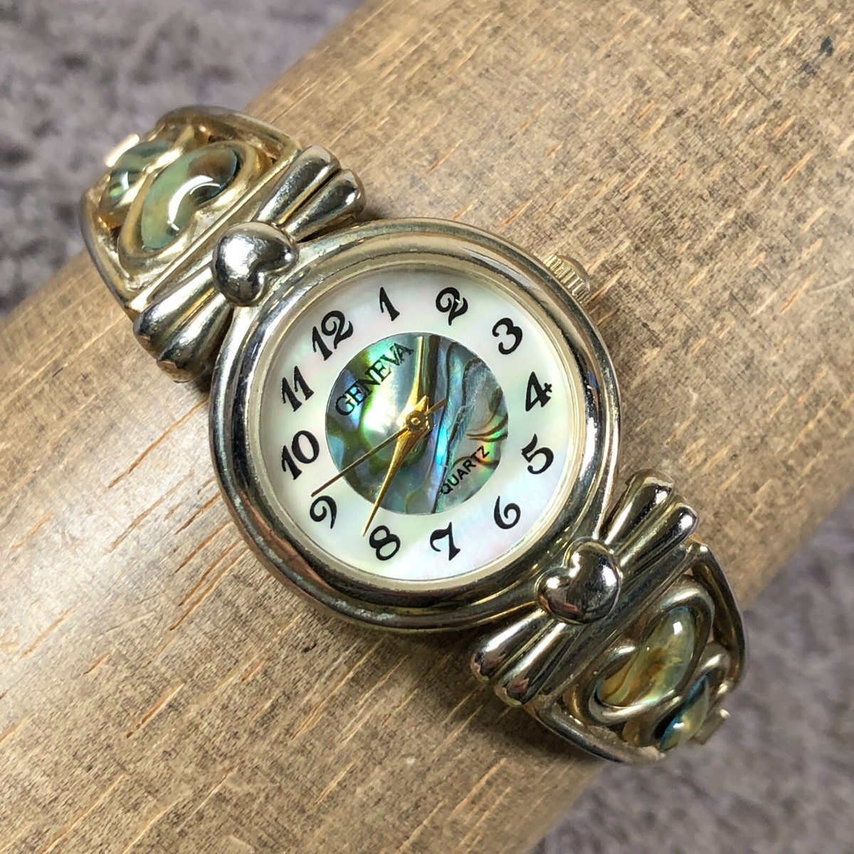 Geneva Women Abalone Shell Dial Gold Heart Expansion Quartz  display picture 3