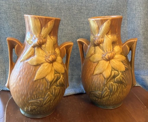 Vintage Decorative Roseville Pottery pair 9" Clematis Vase Double Handled 108-8