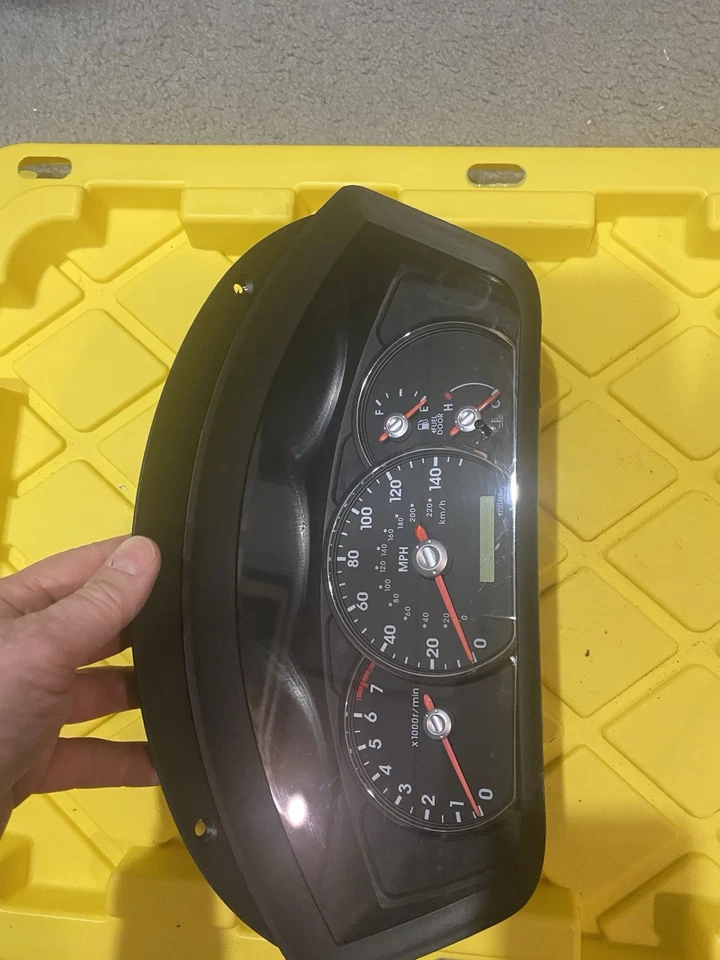 2004-2006 Mitsubishi Galant Dash Gauges Instrument Cluster  - Image 2 of 4