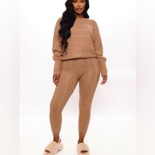 Fashion Nova Sweater Lounge Set Size L Juniors