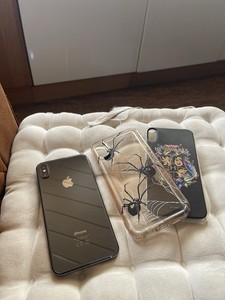 iPhone XS Max 64GB Schwarz 77% Akku Kapazität Zubehörpaket
