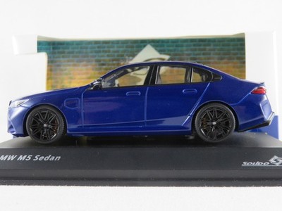 Solido S4317551 BMW M5 Limousine (2024) in marina bay blue 1:43 NEU/OVP