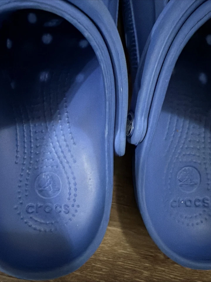 Crocs Azul Hombre’s 7 Mujer 9 Foto 3 de 4