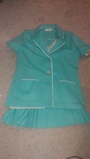 Vintage Mid Century Ladies Coordinated Outfit w Polyester Top  Pleated Skirt