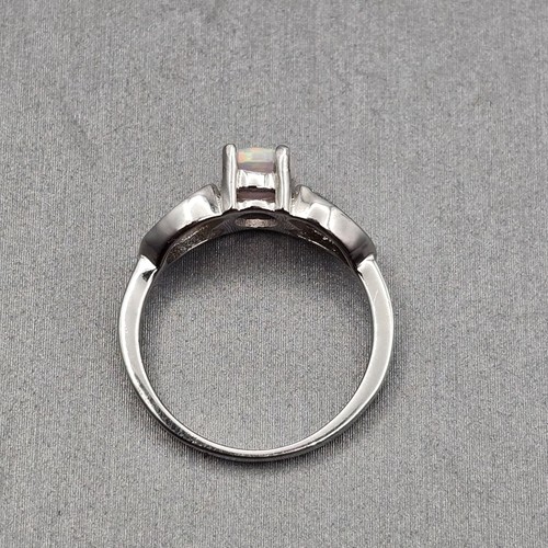 925 Sterling Silver & White Oval Opal Gemstone Ring Size 4 w/ Heart & CZ Accents - Picture 6 of 12