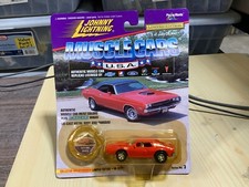 Johnny Lightning MUSCLE CARS USA 1972 AMC JAVELIN RED