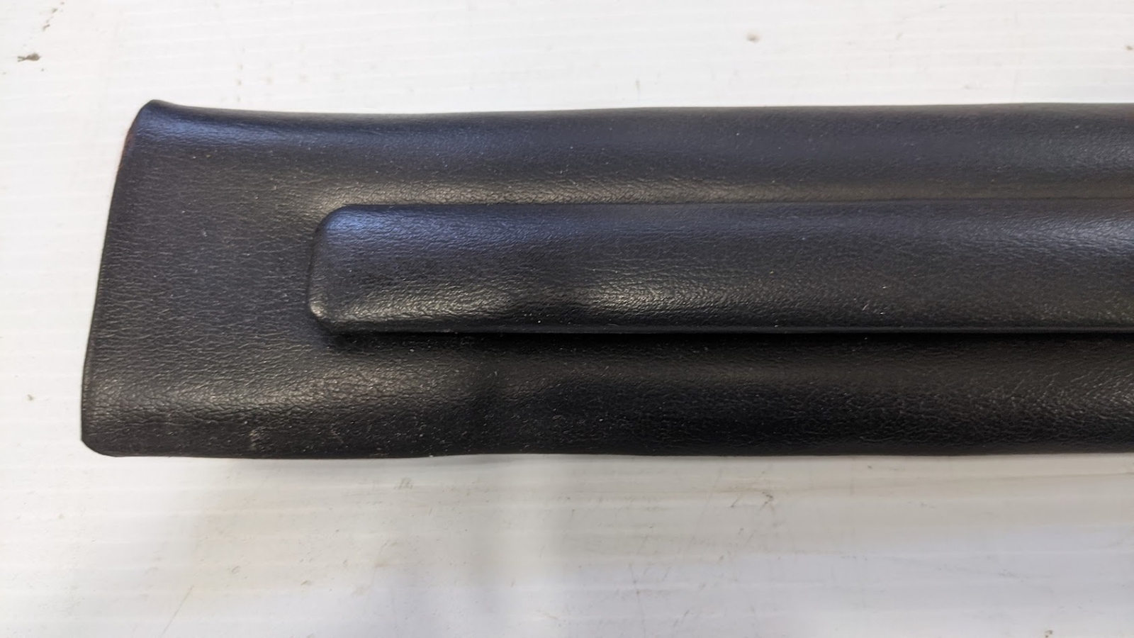FERRARI 308 GTSi inside cover A PILLAR WITH TRIM 60356805 left SIDE -