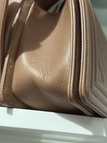 Preowned Authentic Chanel Boy Crossbody BeigeMedium 25cm In Excellent Condition - Picture 4 of 10