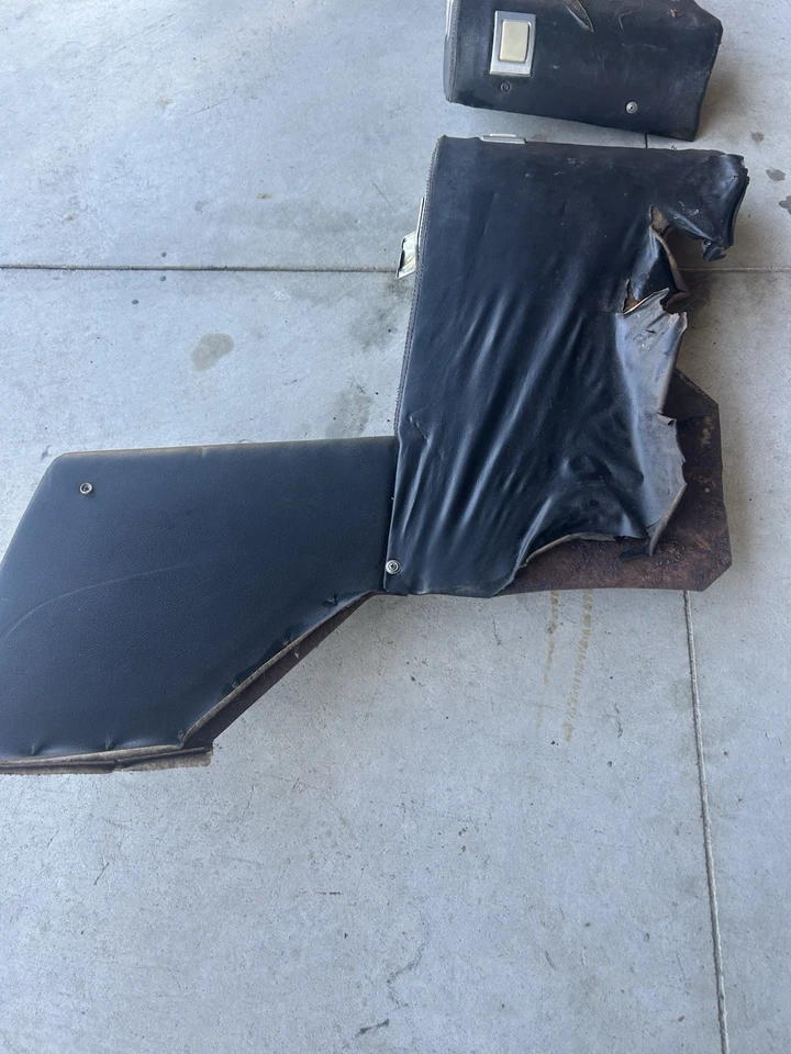 Chevrolet Impala Pontiac 1967 1968 convertible asiento trasero reposabrazos par diestro Foto 4 de 4