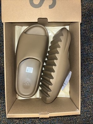 adidas Yeezy Slide Men's Size 10 Flax Brown