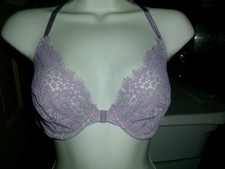 Victoria’s Secre Very Sexy Unlined Plunge F/C  UnderWire Bra Size 32DD Light Pur