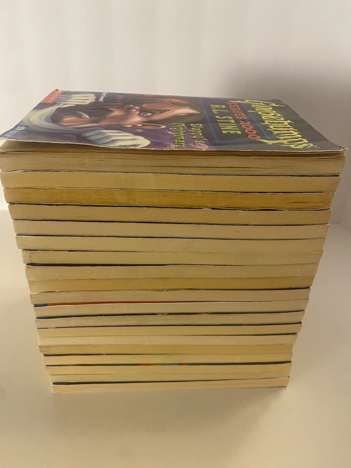 Goosebumps 2000 Series True First Editions RL Stine Paperback Books Lot of 19 Foto 3 de 4