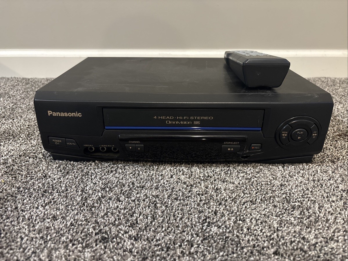 Panasonic PV-V4521 4 Head Hi-Fi Stereo Omnivision VCR + Remote