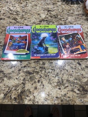 R.l. Stone Goosebumps Books Lot (3)