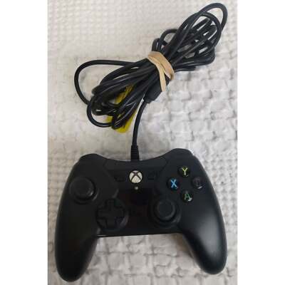 PowerA Wired Gaming Controller for Xbox One SKU 2453