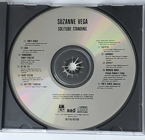 Suzanbe Vega CD Audio Music Solitude Standing 1987 Album Luka - Picture 2 of 6