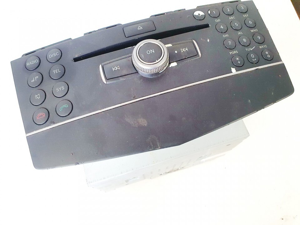 Mercedes-Benz Radio Audio 20 CD C-klasse GLK A2048700196 online 