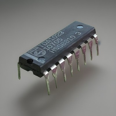 TDA1023 Film IC   Philips   Vintage NOS Original 1980s   Audio Control IC NOS