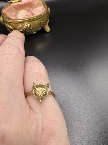 9ct Gold Ruby Antique Fox Head Ring - Picture 13 of 24