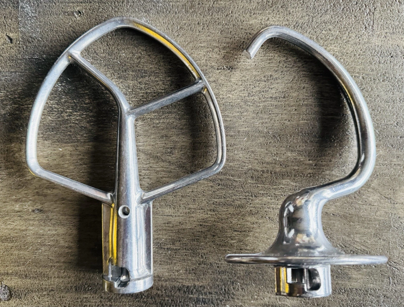 KitchenAid Aluminum Flat Beater 5 QT K5SS Stand Mixers 243358NSF + Dough Hanger
Opens in a new windo