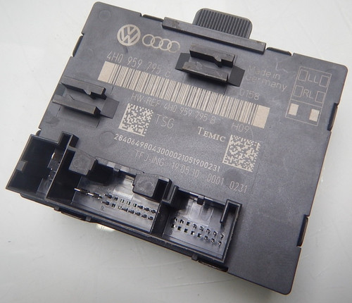 VW TOUAREG 7P / STEUERGERÄT TÜR TÜRSTEUERGERÄT / hinten rechts 4H0959795B (CB128